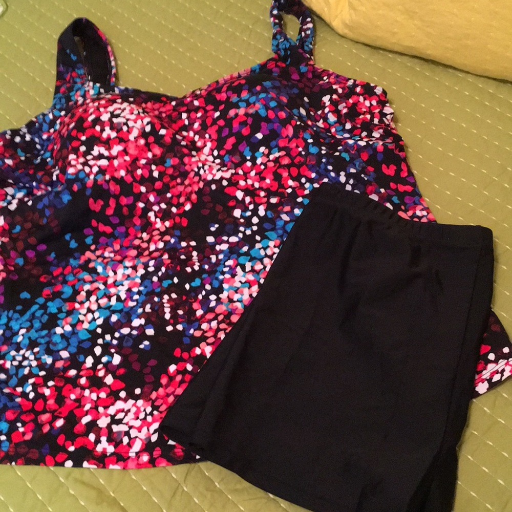 Swim for all Tankini  A line with shorts